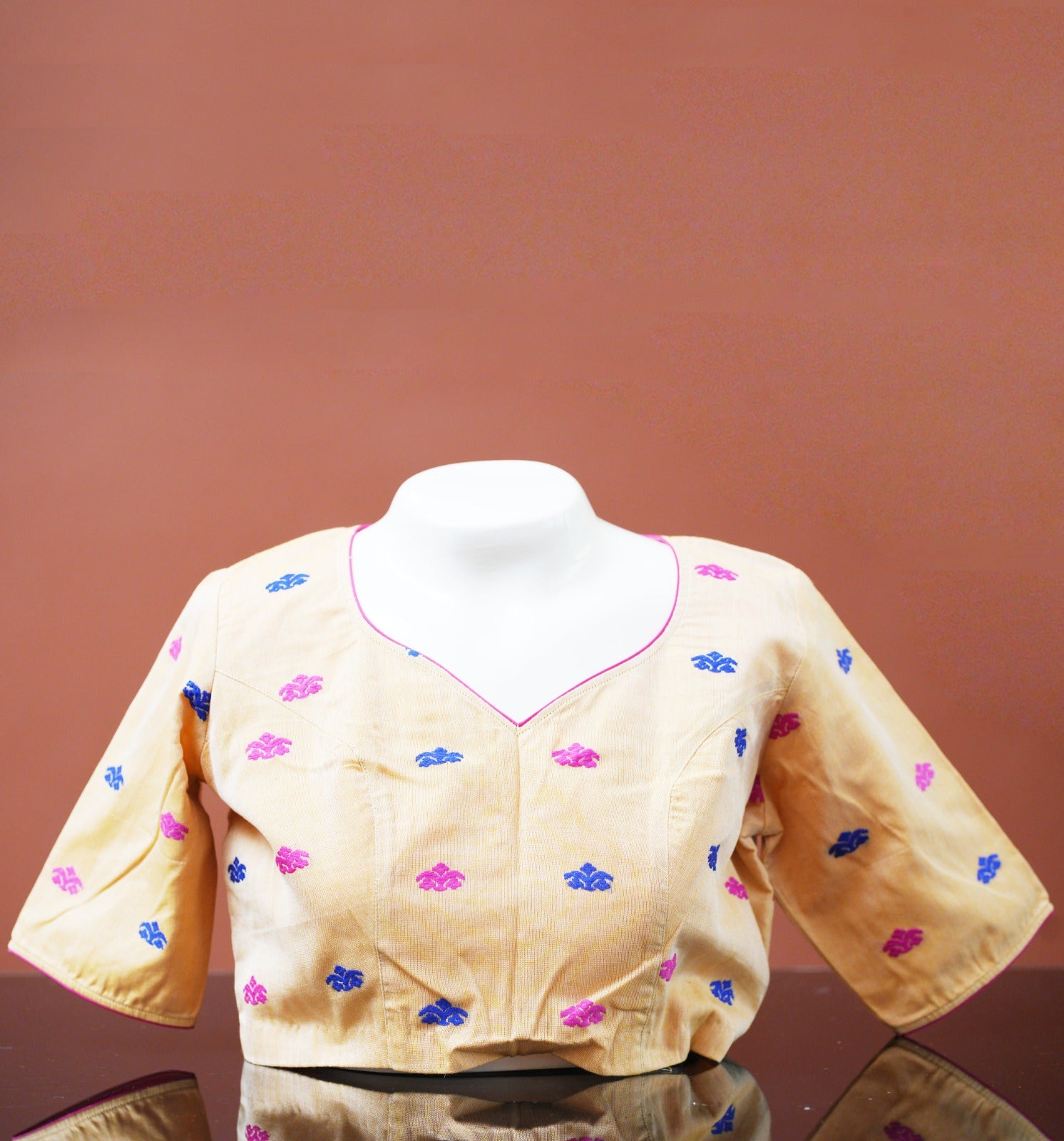 SWEETHEART NECK ASSAMESE GOS BUTA DESIGNED BLOUSE